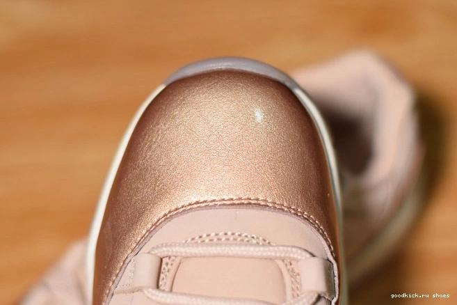 Low Air AH7860-105 GS Rose Gold 11 Jordan 0824